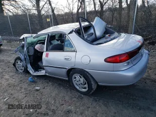 1998 Ford Escort LX z VIN 1FAFP10P9WW308918, wystawiony jako Copart lot #47925665 z przebiegiem Nie podano mil oraz Szkoda całkowita • Salvage title. Historia ofert i sprzedaży dostępna na DreamBid. Obrazek 2.