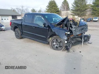 2022 Ford F-150 Lightning Pro z VIN 1FT6W1EV3NWG03970, wystawiony jako IAAI lot #41801986 z przebiegiem 29 815 mil mil oraz . Historia ofert i sprzedaży dostępna na DreamBid. Obrazek 1.