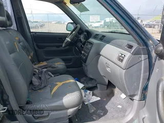 1997 Honda CR-V with VIN JHLRD1850VC057518, listed as a IAAI auction lot 41948236 with 251,707 mi miles. Bid and sale history available at carsss.com. Image 5.