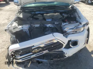 2018 Toyota Tacoma SR with VIN 3TMGZ5AN6JM127989, listed as a Copart auction lot 47944125 with 64,214 mi miles and Salvage Title. Bid and sale history available at carsss.com. Image 11.