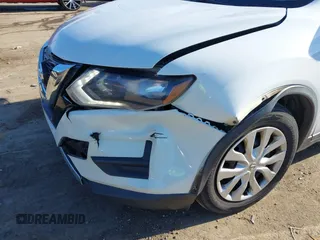 2017 Nissan Rogue SV with VIN KNMAT2MT9HP560033, listed as a IAAI auction lot 41396661 with 200,717 mi miles. Bid and sale history available at carsss.com. Image 6.
