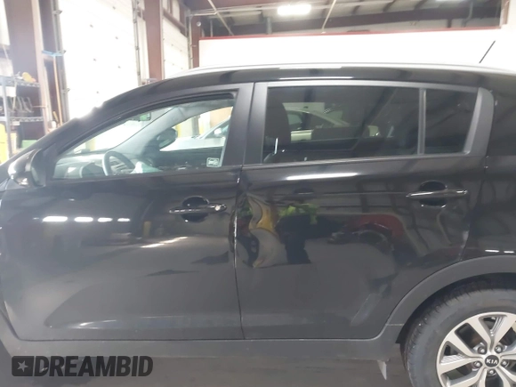 2016 Kia Sportage LX with VIN KNDPBCAC4G7847334, listed as a IAAI auction lot 41822803 with 86,595 mi miles and . Bid and sale history available at carsss.com. Image 14.