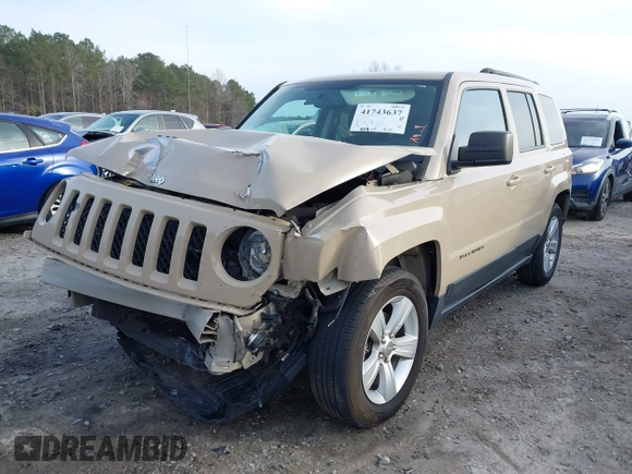 2017 Jeep Patriot Sport with VIN 1C4NJPBB3HD186308, listed as a IAAI auction lot 41743637 with 82,111 mi miles. Bid and sale history available at carsss.com. Image 23.