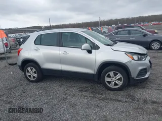 2018 Chevrolet Trax LS with VIN KL7CJNSB3JB568140, listed as a IAAI auction lot 41906602 with 137,506 mi miles and . Bid and sale history available at carsss.com. Image 13.