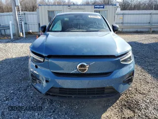 2022 Volvo C40 Recharge Pure Electric Ultimate with VIN YV4ED3GB8N2004020, listed as a Copart auction lot 87205904 with 45,082 mi miles and Salvage Title. Bid and sale history available at carsss.com. Image 5.