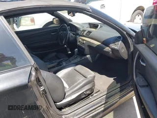 2010 BMW 1 Series 128i с VIN WBAUN1C52AVH81995, выставлен на аукционе IAAI как лот 42359298 с пробегом 137 443 миль миль и . История ставок и продаж доступна на DreamBid. Изображение 5.