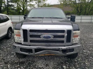 2008 Ford F-250 XL with VIN 1FTSX21548EB91768, listed as a Copart auction lot 55883035 with 211,142 mi miles and Clean title. Bid and sale history available at DreamBid. Image 5.