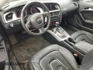 2012 Audi A5 Premium Plus z VIN WAULFAFR6CA030932, wystawiony jako Copart lot #55845575 z przebiegiem 99 283 mil mil oraz Szkoda całkowita • Salvage title. Historia ofert i sprzedaży dostępna na DreamBid. Obrazek 8.