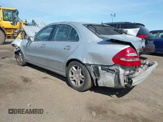 2006 Mercedes-Benz E 350 with VIN WDBUF87J46X180532, listed as a IAAI auction lot 42135112 with 115,395 mi miles and . Bid and sale history available at carsss.com. Image 3.