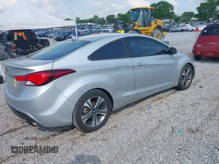 2014 Hyundai Elantra z VIN KMHDH6AH6EU029340, wystawiony jako IAAI lot #42099380 z przebiegiem 128 603 mil mil oraz . Historia ofert i sprzedaży dostępna na DreamBid. Obrazek 4.