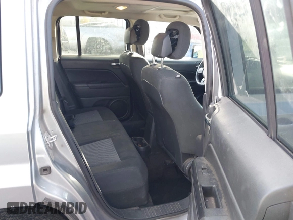 2017 Jeep Patriot High Altitude with VIN 1C4NJRFB6HD122205, listed as a IAAI auction lot 40874067 with 187,810 mi miles and . Bid and sale history available at DreamBid. Image 8.