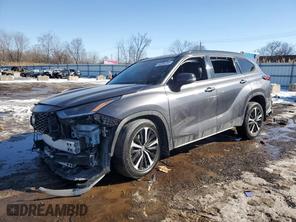 2021 Toyota Highlander XSE with VIN 5TDJZRBH4MS159074, listed as a Copart auction lot 46300285 with 61,541 mi miles and Salvage title. Bid and sale history available at DreamBid. Image 1.