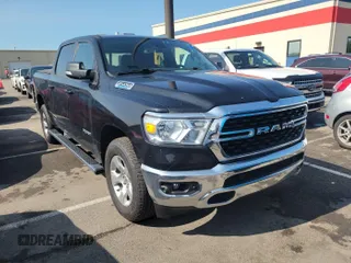 2022 Ram 1500 Big Horn z VIN 1C6RRFFG3NN179043, wystawiony jako IAAI lot #42566379 z przebiegiem 90 922 mil mil oraz . Historia ofert i sprzedaży dostępna na DreamBid. Obrazek 12.