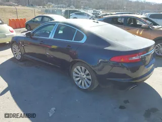 2009 Jaguar XF Luxury with VIN SAJWA05B89HR08200, listed as a IAAI auction lot 41689508 with 182,078 mi miles. Bid and sale history available at carsss.com. Image 3.