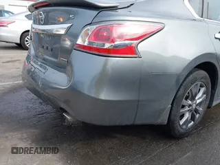 2015 Nissan Altima S z VIN 1N4AL3AP7FN908374, wystawiony jako IAAI lot #42322910 z przebiegiem 147 395 mil mil oraz . Historia ofert i sprzedaży dostępna na DreamBid. Obrazek 6.