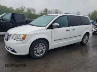 2016 Chrysler Town & Country Touring L z VIN 2C4RC1CG7GR175357, wystawiony jako Copart lot #55902375 z przebiegiem 127 790 mil mil oraz Czysty tytuł • Clean title. Historia ofert i sprzedaży dostępna na DreamBid. Obrazek 1.