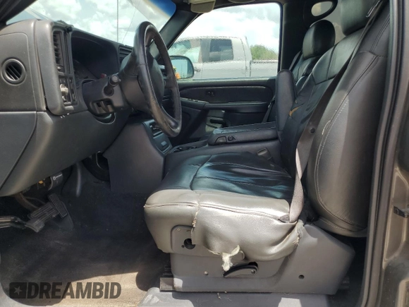 2001 Chevrolet Silverado 1500HD LS z VIN 1GCGC13U01F183621, wystawiony jako Copart lot #64191004 z przebiegiem 378 320 mil mil oraz Szkoda całkowita • Salvage title. Historia ofert i sprzedaży dostępna na DreamBid. Obrazek 7.
