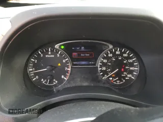 2020 Nissan Pathfinder S with VIN 5N1DR2AM8LC647233, listed as a Copart auction lot 83519124 with 114,915 mi miles and Salvage Title. Bid and sale history available at carsss.com. Image 9.