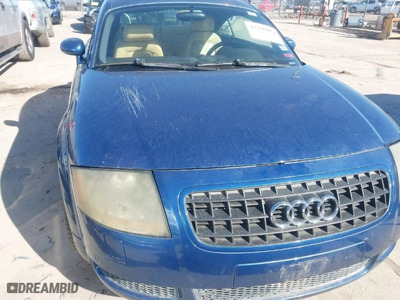 2006 Audi TT with VIN TRUSC28N361002409, listed as a IAAI auction lot 41189814 with 123,359 mi miles. Bid and sale history available at carsss.com. Image 6.