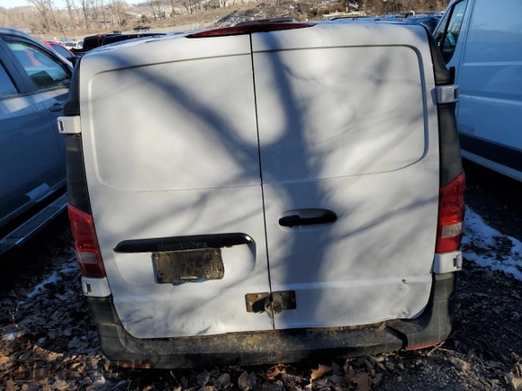 2017 Mercedes-Benz Metris Cargo Cargo with VIN WD3PG2EA0H3209024, listed as a Copart auction lot 88327355 with Not Provided miles and Salvage Title. Bid and sale history available at DreamBid. Image 6.