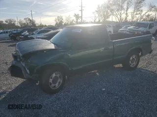 1998 GMC Sonoma SLS with VIN 1GTCS14X7WK503638, listed as a Copart auction lot 87324174 with 0 mi miles and Non Repairable. Bid and sale history available at carsss.com. Image 1.