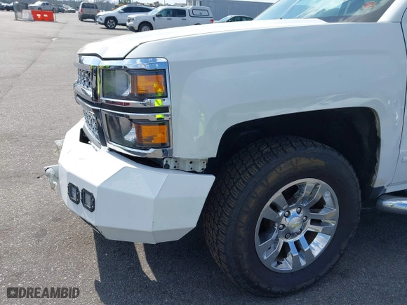 2015 Chevrolet Silverado 1500 LT with VIN 3GCUKREC9FG190338, listed as a IAAI auction lot 41793915 with 116,558 mi miles. Bid and sale history available at carsss.com. Image 20.