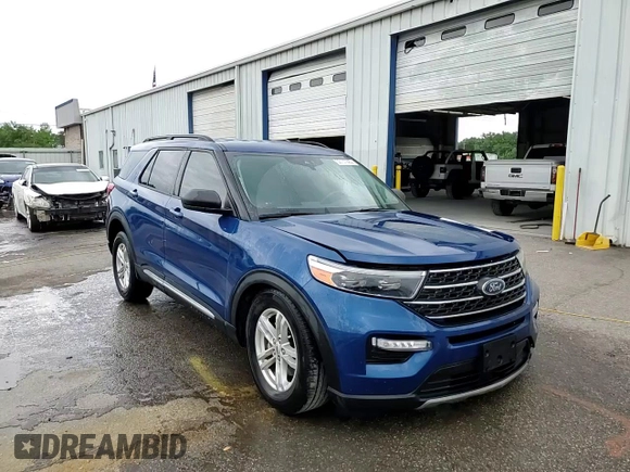 2022 Ford Explorer XLT with VIN 1FMSK7DH7NGC02324, listed as a Copart auction lot 55757885 with 19,078 mi miles and Salvage title. Bid and sale history available at DreamBid. Image 14.