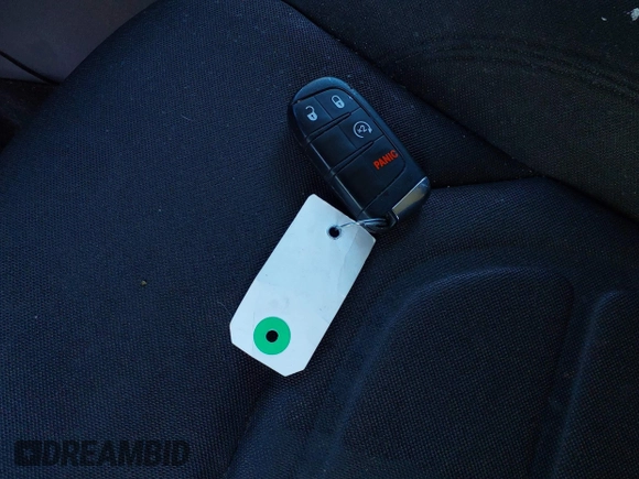 2020 Jeep Renegade Altitude z VIN ZACNJABB8LPL91658, wystawiony jako IAAI lot #41534304 z przebiegiem 76 135 mil mil oraz . Historia ofert i sprzedaży dostępna na DreamBid. Obrazek 11.