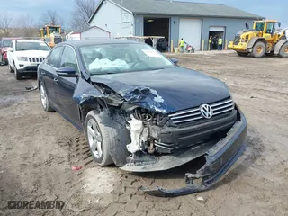 2012 Volkswagen Passat SE with VIN 1VWBP7A31CC036754, listed as a IAAI auction lot 41720013 with 130,139 mi miles. Bid and sale history available at carsss.com. Image 1.