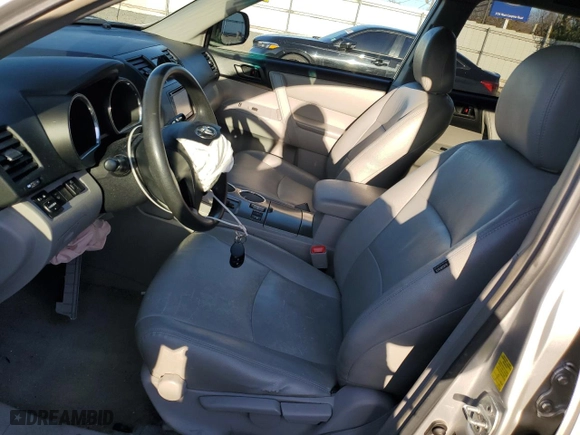 2010 Toyota Highlander with VIN 5TDBK3EH7AS006069, listed as a Copart auction lot 48087925 with 212,852 mi miles and Salvage Title. Bid and sale history available at carsss.com. Image 7.