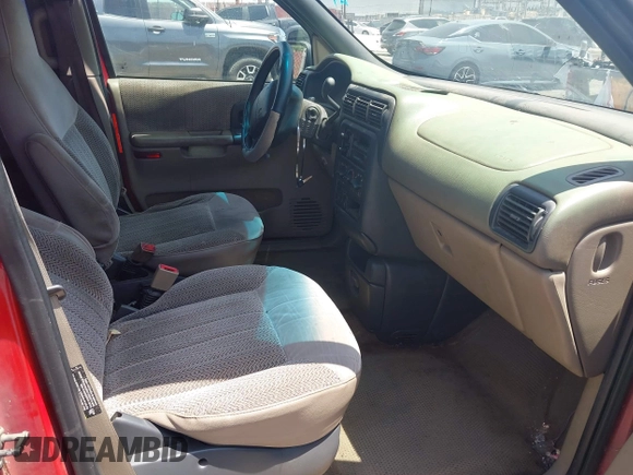 1998 Chevrolet Venture with VIN 1GNDX03E4WD305160, listed as a IAAI auction lot 42555990 with 182,247 mi miles and . Bid and sale history available at DreamBid. Image 5.