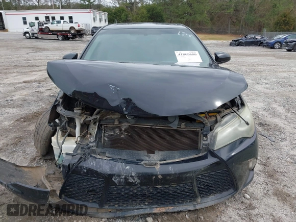 2015 Toyota Camry XLE with VIN 4T1BF1FKXFU495374, listed as a IAAI auction lot 41860680 with 181,507 mi miles. Bid and sale history available at carsss.com. Image 13.