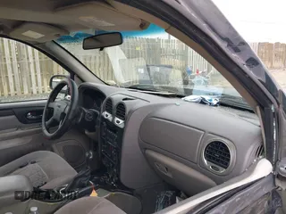 2004 GMC Envoy SLT z VIN 1GKDT13S142113238, wystawiony jako IAAI lot #42232827 z przebiegiem 185 136 mil mil oraz . Historia ofert i sprzedaży dostępna na DreamBid. Obrazek 5.