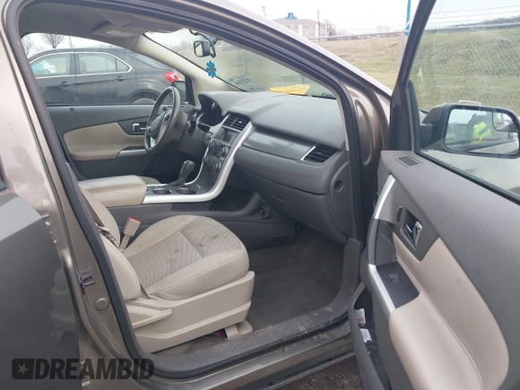 2013 Ford Edge SEL with VIN 2FMDK3JC8DBC81468, listed as a IAAI auction lot 41233506 with 206,107 mi miles. Bid and sale history available at carsss.com. Image 5.