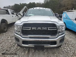 2024 Ram 2500 Tradesman with VIN 3C6UR5HJ0RG131253, listed as a Copart auction lot 88338205 with 3,018 mi miles and Salvage Title. Bid and sale history available at carsss.com. Image 5.