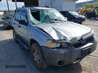 2006 Ford Escape XLT with VIN 1FMYU93126KC36402, listed as a IAAI auction lot 42122882 with 192,899 mi miles and . Bid and sale history available at DreamBid. Image 6.