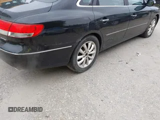 2007 Hyundai Azera SE z VIN KMHFC46F67A244191, wystawiony jako IAAI lot #42273775 z przebiegiem 178 713 mil mil oraz . Historia ofert i sprzedaży dostępna na DreamBid. Obrazek 15.