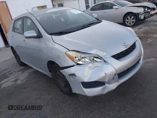 2009 Toyota Matrix with VIN 2T1KU40E59C106253, listed as a IAAI auction lot 41974823 with 126,155 mi miles. Bid and sale history available at carsss.com. Image 6.