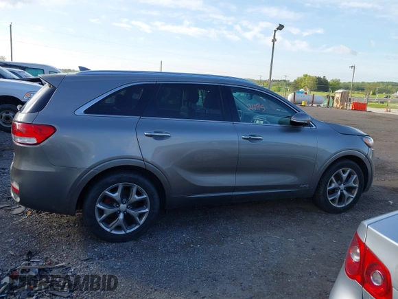 2016 Kia Sorento SX with VIN 5XYPKDA51GG031823, listed as a IAAI auction lot 42142495 with 87,132 mi miles. Bid and sale history available at carsss.com. Image 13.