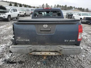 2015 Nissan Frontier SV z VIN 1N6AD0CW5FN734070, wystawiony jako Copart lot #89201045 z przebiegiem Nie podano mil oraz Szkoda całkowita • Salvage title. Historia ofert i sprzedaży dostępna na DreamBid. Obrazek 6.
