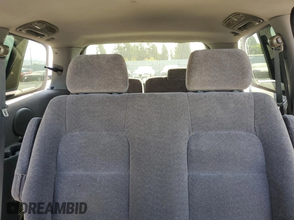 2002 Kia Sedona LX with VIN KNDUP131026325853, listed as a Copart auction lot 65872234 with 114,798 mi miles and Clean Title. Bid and sale history available at carsss.com. Image 10.