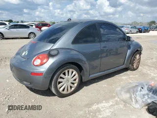 2008 Volkswagen New Beetle Coupe S with VIN 3VWRW31CX8M507106, listed as a Copart auction lot 73406794 with 0 mi miles and Salvage Title. Bid and sale history available at carsss.com. Image 3.