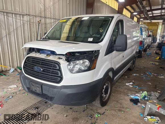 2017 Ford Transit с VIN 1FTYE1ZM6HKA20446, выставлен на аукционе IAAI как лот 42854298 с пробегом 192 005 миль миль и . История ставок и продаж доступна на DreamBid. Изображение 7.
