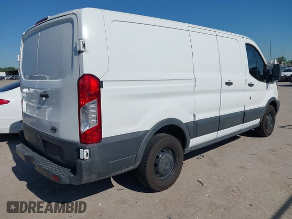 2018 Ford Transit z VIN 1FTYE1ZM0JKB51992, wystawiony jako IAAI lot #42243487 z przebiegiem 123 456 mil mil oraz . Historia ofert i sprzedaży dostępna na DreamBid. Obrazek 4.