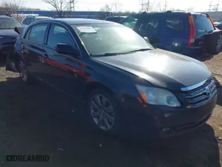 2006 Toyota Avalon XL with VIN 4T1BK36B96U089125, listed as a IAAI auction lot 41607680 with 112,090 mi miles. Bid and sale history available at carsss.com. Image 1.