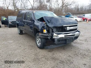2011 Chevrolet Silverado 1500 LS with VIN 1GCRCREA6BZ352387, listed as a IAAI auction lot 41661151 with 112,523 mi miles and . Bid and sale history available at DreamBid. Image 1.