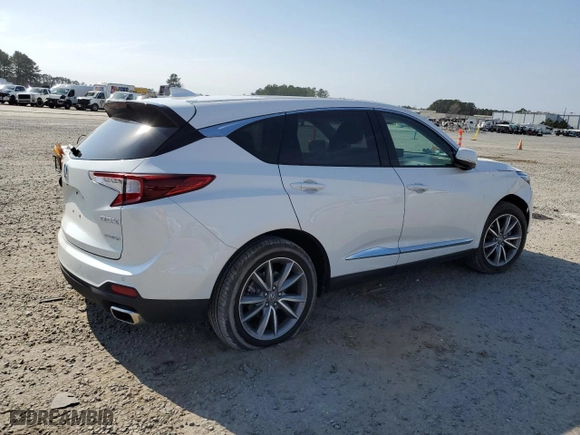 2024 Acura RDX w/Technology Package with VIN 5J8TC2H53RL015007, listed as a Copart auction lot 42805155 with 9,637 mi miles and Salvage Title. Bid and sale history available at carsss.com. Image 3.