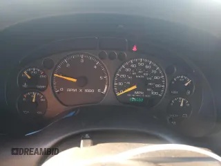 2000 GMC Envoy z VIN 1GKDT13W4Y2348984, wystawiony jako Copart lot #89062865 z przebiegiem 159 592 mil mil oraz Szkody całkowita. Historia ofert i sprzedaży dostępna na DreamBid. Obrazek 9.