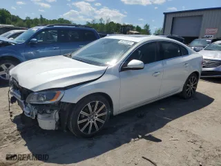 2016 Volvo S60 Inscription T5 Platinum with VIN LYV612TM3GB088346, listed as a Copart auction lot 56229524 with NaN miles and Salvage Title. Bid and sale history available at carsss.com. Image 1.