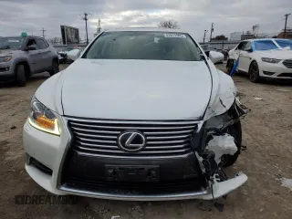 2014 Lexus LS 460 with VIN JTHCL5EF4E5021098, listed as a Copart auction lot 41411565 with 134,513 mi miles and Salvage title. Bid and sale history available at DreamBid. Image 5.